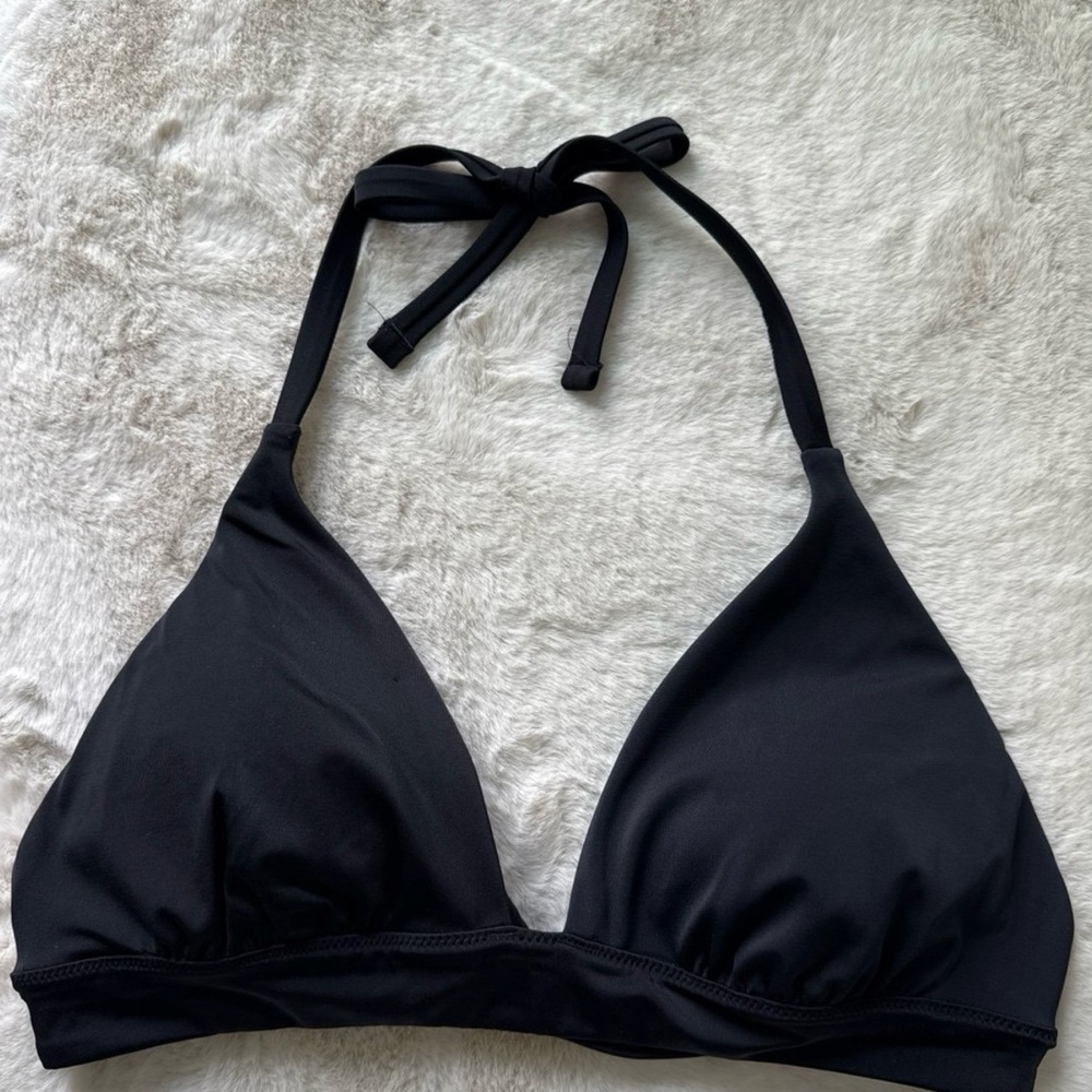 Victoria’s Secret Black Triangle Bikini Top Size M NWOT